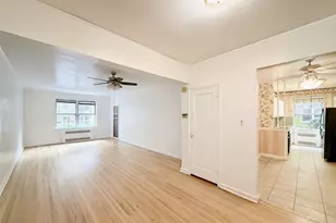 915 E 17th St, New York City, NY 11230 - Photo 9
