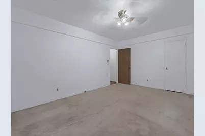 26-25 Union Street #6A, New York City, NY 11354 - Photo 9
