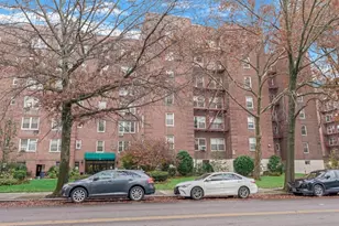 26-25 Union St, New York City, NY 11354 - Photo 13