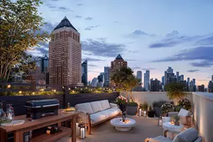 349 W 51st St, New York City, NY 10019 - Photo 5
