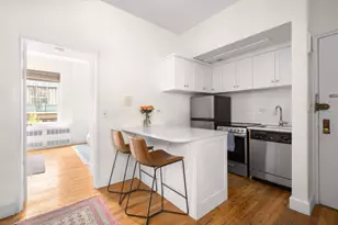 26 Gramercy Pk S, New York City, NY 10003 - Photo 3
