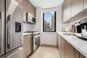 345 E 94th St, New York, NY 10128 - Photo 5