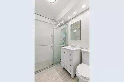1175 York Avenue #8C, New York City, NY 10065 - Photo 3