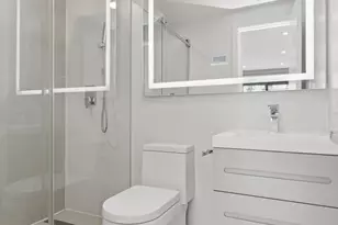 29 Lexington Ave, New York City, NY 11238 - Photo 7
