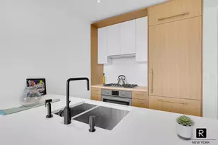22-18 Jackson Ave, New York City, NY 11101 - Photo 3