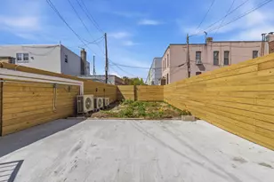 64-08 60th Pl, New York City, NY 11385 - Photo 25
