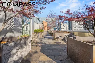 303 E 33rd St, New York City, NY 10016 - Photo 15