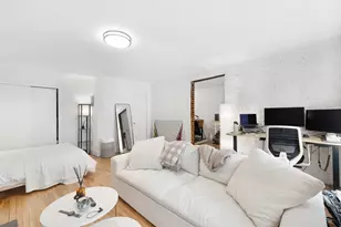 431 W 22nd St, New York, NY 10011 - Photo 3
