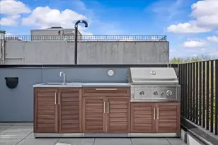 147 Luquer St, New York City, NY 11231 - Photo 11