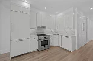 147 Luquer St, New York City, NY 11231 - Photo 3