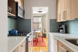 201 E 21st St, New York City, NY 10010 - Photo 5