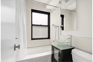 235 E 49th St, New York, NY 10017 - Photo 7