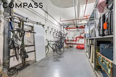 315 E 69th Street #4B, New York City, NY 10021 - Photo 17