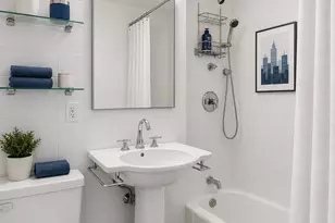 315 E 69th St, New York, NY 10021 - Photo 9