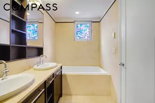 44-27 Purves St, New York City, NY 11101 - Photo 15