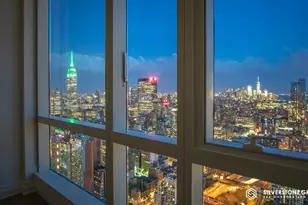 460 W 42nd St, New York, NY 10036 - Photo 7