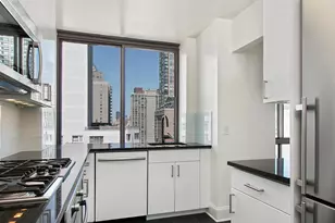 300 E 64th St, New York City, NY 10021 - Photo 5