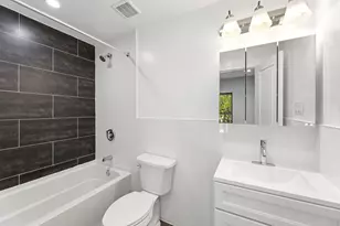 307 W 136th St, New York City, NY 10030 - Photo 11