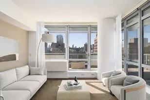 321 W 110th St, New York, NY 10026 - Photo 3