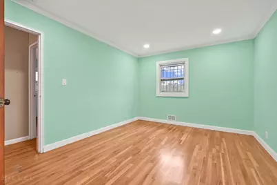 143-81 227th Street, New York City, NY 11413 - Photo 5