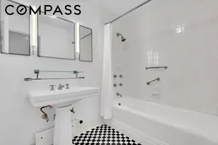 24 W 55th St, New York City, NY 10019 - Photo 7