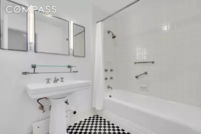 24 W 55th Street #3D, New York, NY 10019 - Photo 7