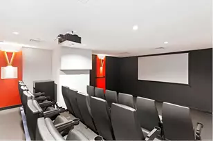 635 W 42nd St, New York City, NY 10036 - Photo 13