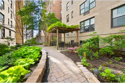 424 E 52nd Street #12A, New York City, NY 10022 - Photo 15