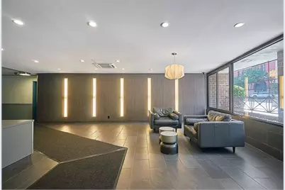 165 Christopher Street #6P, New York, NY 10014 - Photo 11