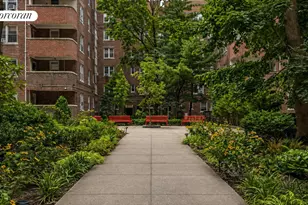 920 E 17th St, New York City, NY 11230 - Photo 7