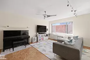100 W 89th St, New York City, NY 10024 - Photo 19