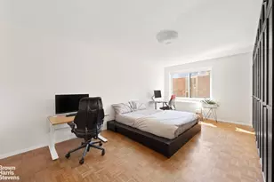 100 W 89th St, New York City, NY 10024 - Photo 21