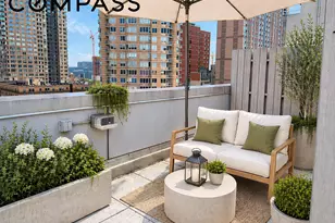 464 W 44th St, New York City, NY 10036 - Photo 7
