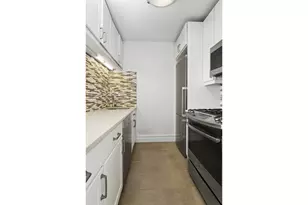 377 Rector Pl, New York City, NY 10280 - Photo 7