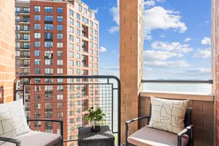 377 Rector Pl, New York City, NY 10280 - Photo 9