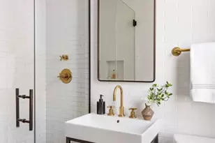 30 E 9th St, New York City, NY 10003 - Photo 9