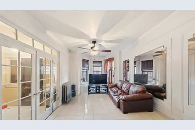 160 E 31st Street, New York City, NY 11226 - Photo 3