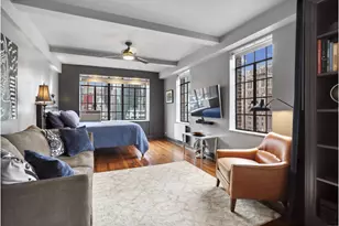 320 E 42nd St, New York, NY 10017 - Photo 1