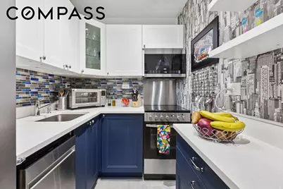 70-25 Yellowstone Boulevard #5Z, Forest Hills, NY 11375 - Photo 3