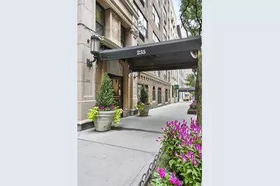 235 E 73rd Street #PHA, New York City, NY 10021 - Photo 19