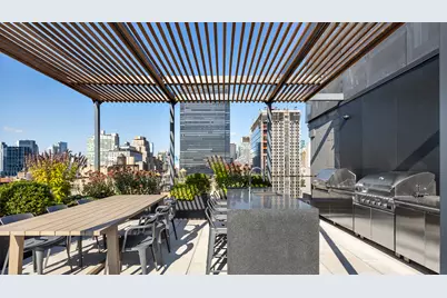 215 W 28th Street #16A, New York City, NY 10001 - Photo 17