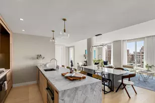 215 W 28th St, New York, NY 10001 - Photo 3