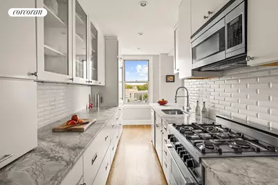 39 Plaza Street W #10C, New York City, NY 11217 - Photo 5