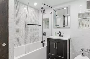 250 Mercer St, New York, NY 10012 - Photo 7