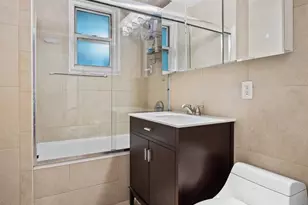 400 E 85th St, New York City, NY 10028 - Photo 5