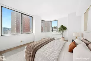 500 W 43rd St, New York, NY 10036 - Photo 3