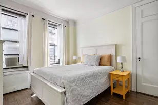 176 W 87th St, New York City, NY 10024 - Photo 5