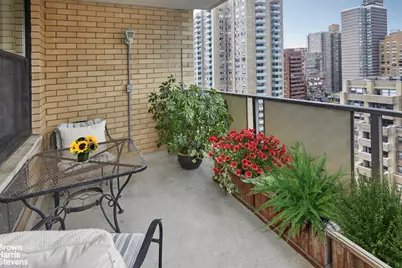 301 E 87th Street #22A, New York City, NY 10128 - Photo 3