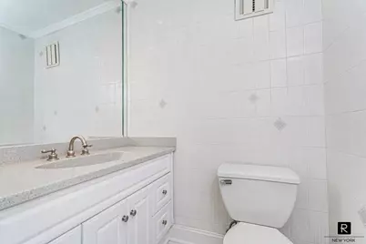 10 Bay Street Landing #8-D, New York City, NY 10301 - Photo 11