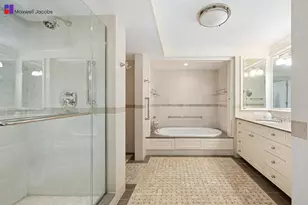 165 E 72nd St, New York City, NY 10021 - Photo 7